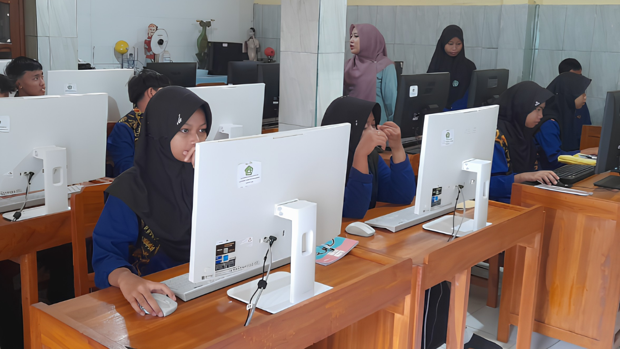 Fasilitas Komputer